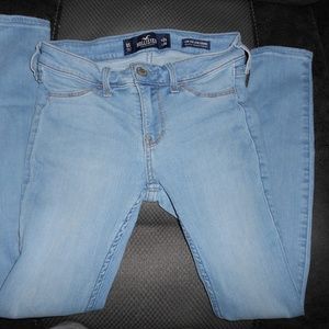 Hollister jeans size 0S   W24  L 26